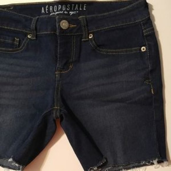 Aeropostale Dark Wash Bermuda Cutoff Jean Shorts - Picture 11 of 15